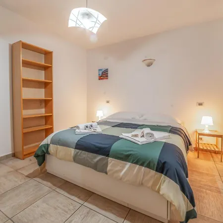 Casa Sincera - Ospedale Gemelli & Metro Battistini Apartmán