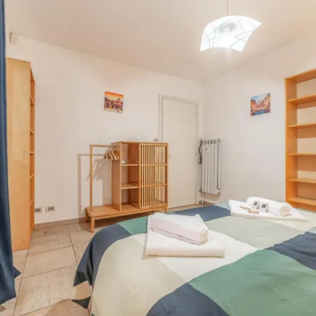 Casa Sincera - Ospedale Gemelli & Metro Battistini Apartmán *